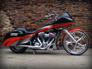 Аэрография на мотоцикле Harley-Davidson — «Red Line»